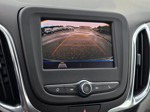 Used 2020 Chevrolet Equinox LT AWD/4WD image 10