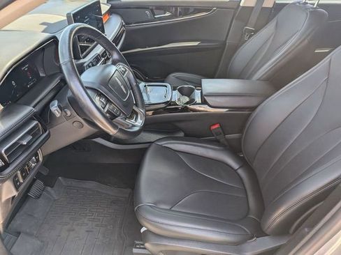 Certified 2023 Lincoln Nautilus Reserve AWD/4WD image 12