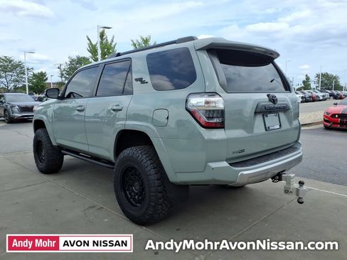 Used 2022 Toyota 4Runner TRD Off-Road Premium w/ Moonroof Package AWD/4WD image 6