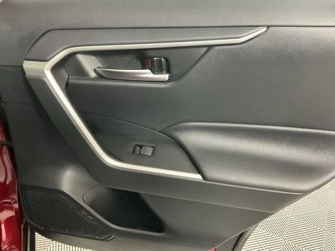 Used 2019 Toyota RAV4 XLE Premium w/ Cold Weather Package image 11