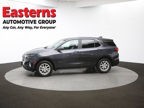 Used 2022 Chevrolet Equinox LT w/ LPO, Floor Liner Package image 57