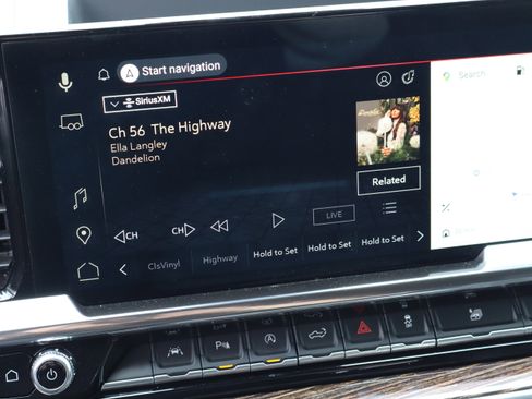 Used 2022 GMC Sierra 1500 Elevation w/ Elevation Premium Package image 28