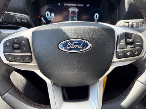 New 2026 Ford Explorer Active w/ Active Comfort Package AWD/4WD image 25