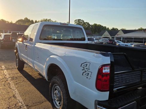 Used 2012 Ford F250 XL w/ PWR Equipment Group image 3