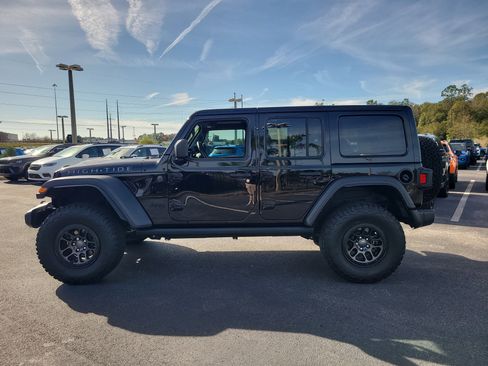 Used 2023 Jeep Wrangler Unlimited Sport image 7