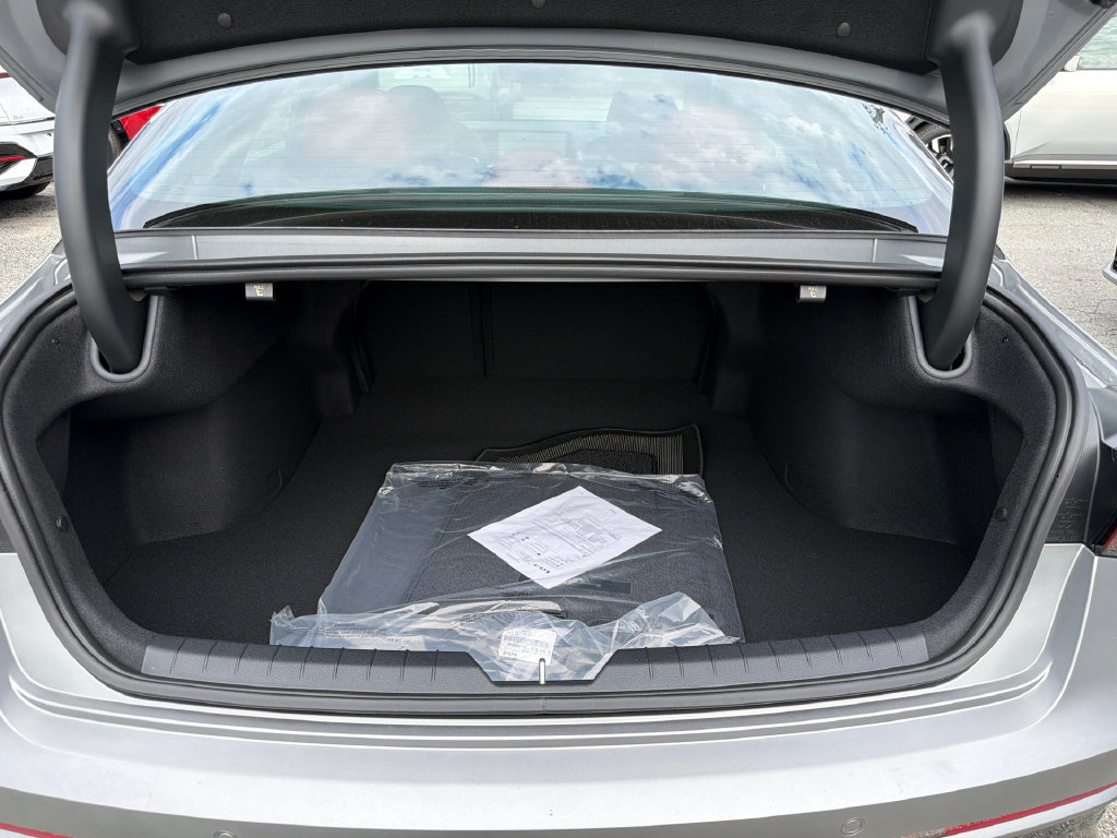 New 2026 Kia K5 GT-Line FWD image 6