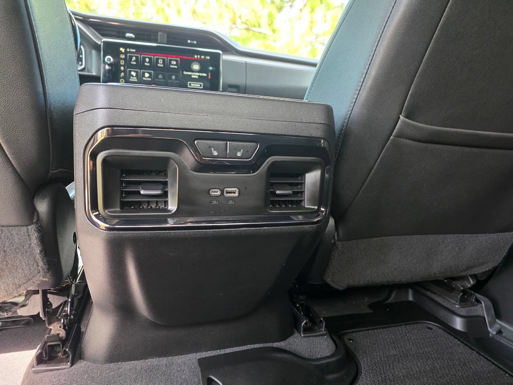 Used 2022 GMC Sierra 1500 AT4 w/ AT4 Premium Package AWD/4WD image 18