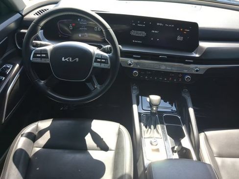 Used 2024 Kia Telluride S w/ S Sunroof Package FWD image 15