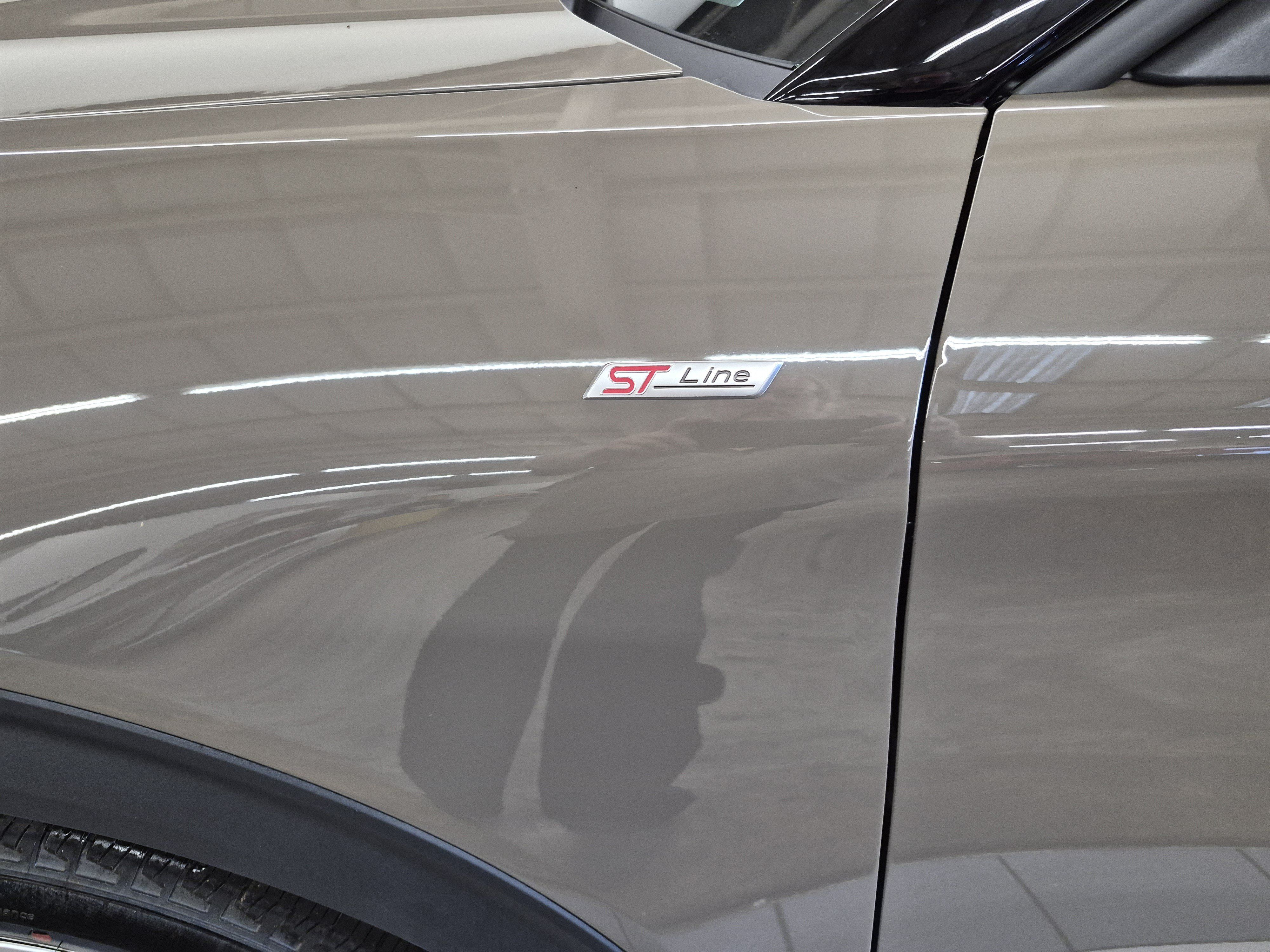 New 2027 Ford Explorer ST-Line RWD image 7