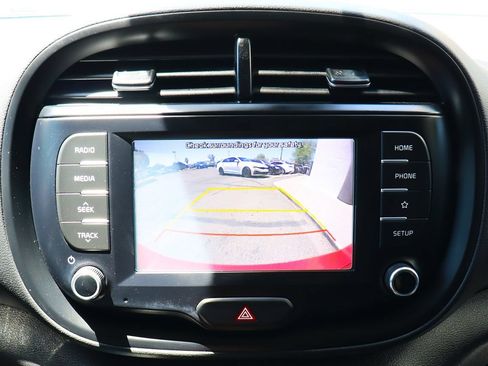 Used 2020 Kia Soul GT-Line FWD image 48