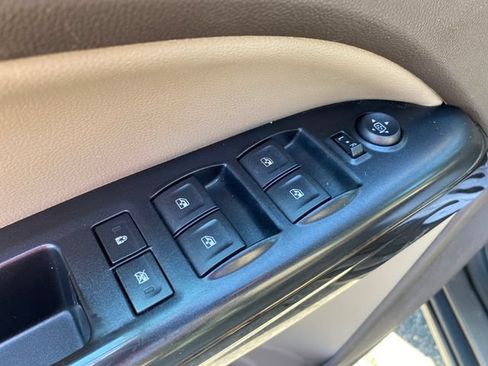 Used 2016 GMC Canyon SLE w/ SLE Convenience Package AWD/4WD image 18