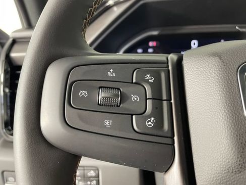 New 2026 GMC Sierra 3500 AT4 w/ AT4 Premium Plus Package AWD/4WD image 8