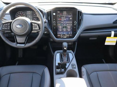 Certified 2025 Subaru Crosstrek 2.5i Limited w/ Popular Package #4A image 9
