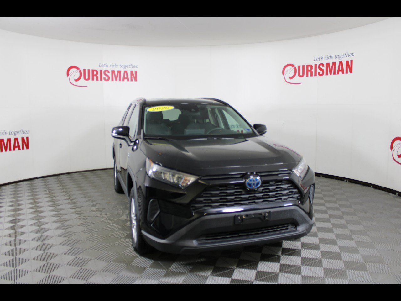 Used 2020 Toyota RAV4 LE w/ Carpet Mat Package AWD/4WD image 12