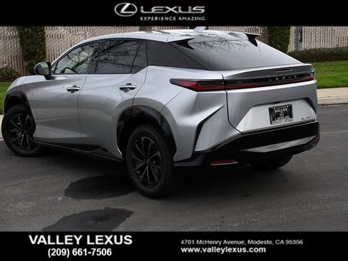 New 2026 Lexus RZ 350e image 4