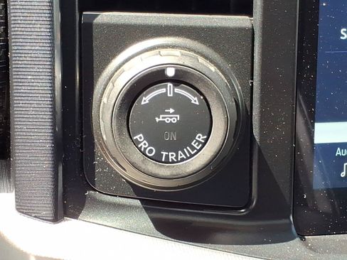 Used 2021 Ford F150 Raptor w/ Raptor 37 Performance Package AWD/4WD image 16