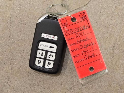 Used 2014 Honda Odyssey Touring image 33