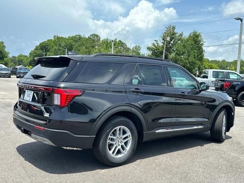 New 2025 Ford Explorer Active w/ Active Comfort Package image 7