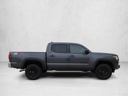 Certified 2023 Toyota Tacoma SR5 image 4