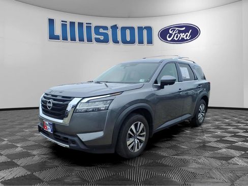 Used 2023 Nissan Pathfinder SL image 7