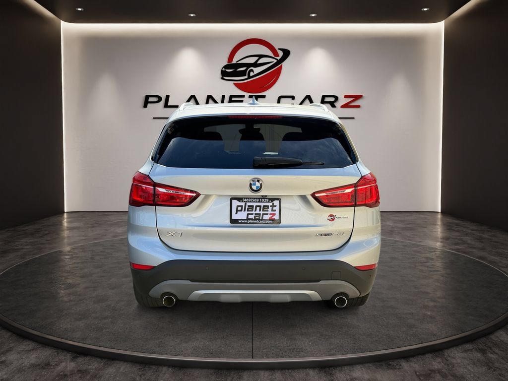 Used 2018 BMW X1 sDrive28i FWD image 4
