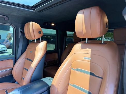 Used 2021 Mercedes-Benz G 63 AMG 4MATIC w/ G Manufaktur Interior Package image 23