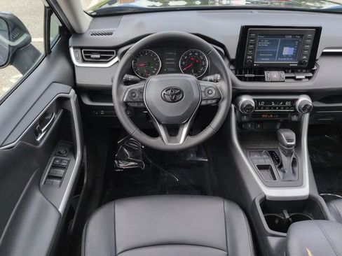 Used 2022 Toyota RAV4 XLE Premium FWD image 16