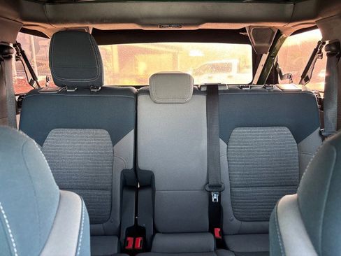 Used 2022 Ford Bronco Outer Banks image 20