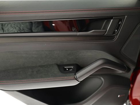 New 2026 Porsche Cayenne GTS image 25