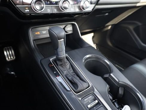 Used 2025 Honda Civic Sport image 20