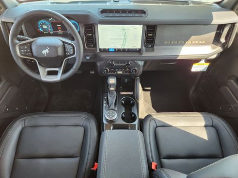 New 2025 Ford Bronco Badlands image 26