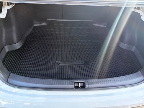 Used 2024 Toyota Corolla LE FWD image 24