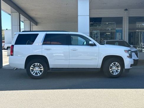 Used 2018 Chevrolet Tahoe LT w/ Max Trailering Package AWD/4WD image 2
