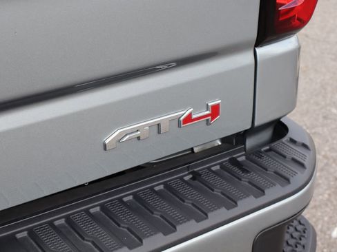 Used 2025 GMC Sierra 1500 AT4 w/ AT4 Premium Package AWD/4WD image 47