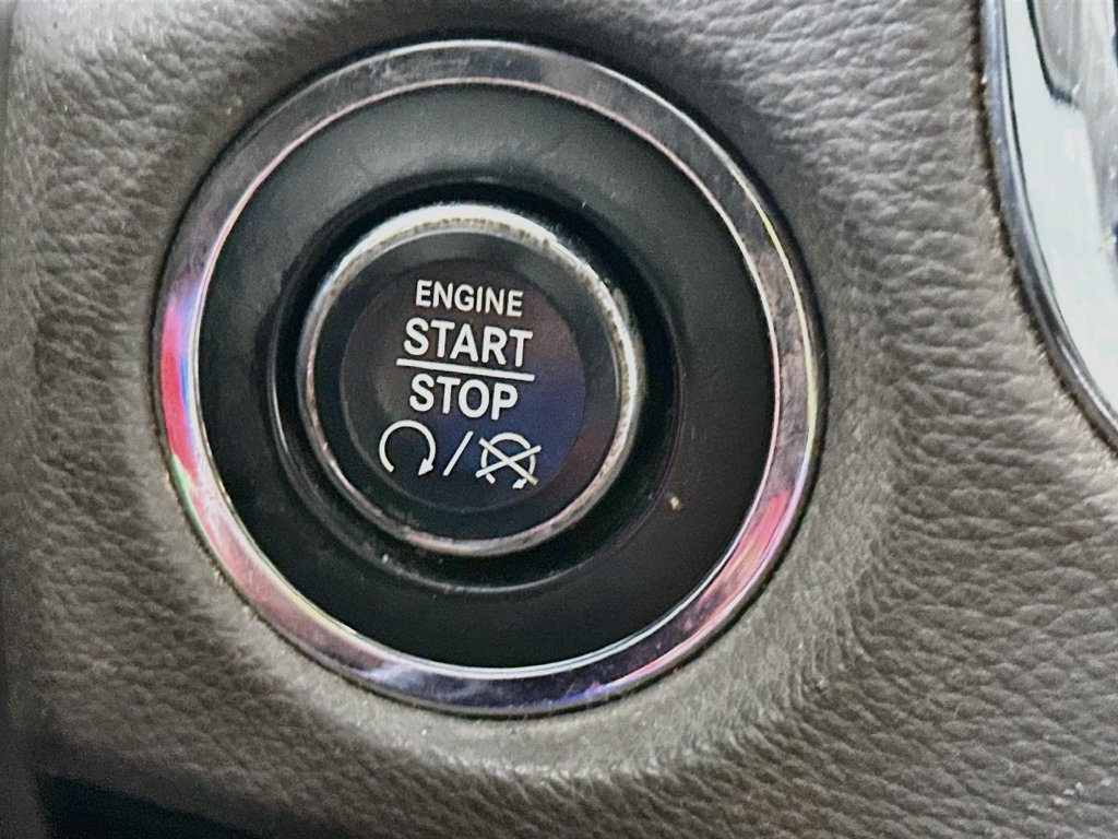 Used 2013 Dodge Durango Crew w/ Crew Convenience Group RWD image 28