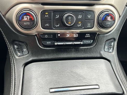 Used 2018 GMC Yukon XL Denali w/ Denali Ultimate Package AWD/4WD image 37
