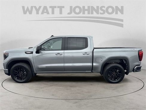 Used 2025 GMC Sierra 1500 Elevation image 2