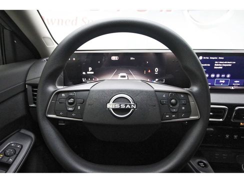 New 2026 Nissan Sentra SV w/ Floor Mat Package FWD image 11