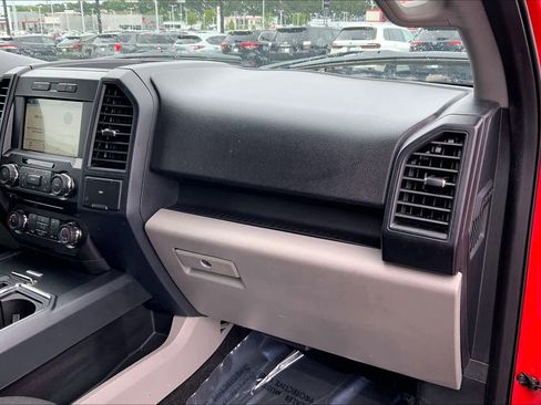 Used 2018 Ford F150 XL w/ Equipment Group 101A Mid RWD image 18