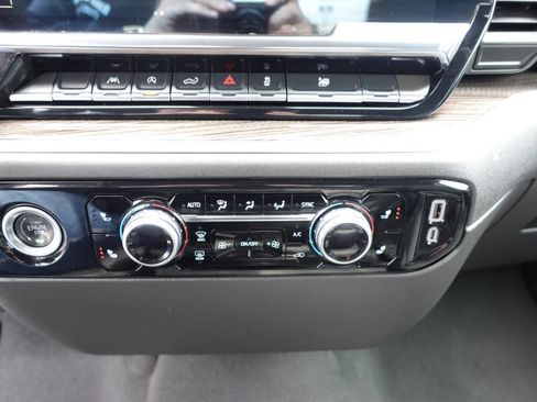 Used 2024 GMC Sierra 1500 Elevation AWD/4WD image 49