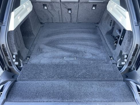 Used 2023 Land Rover Range Rover SE image 34