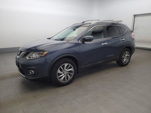 Used 2014 Nissan Rogue SL w/ SL Premium Package image 2