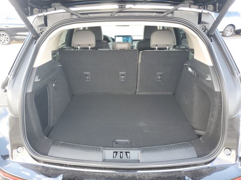 New 2026 Lincoln Corsair Premiere image 29