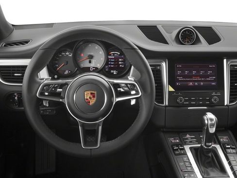 Used 2018 Porsche Macan S AWD/4WD image 7