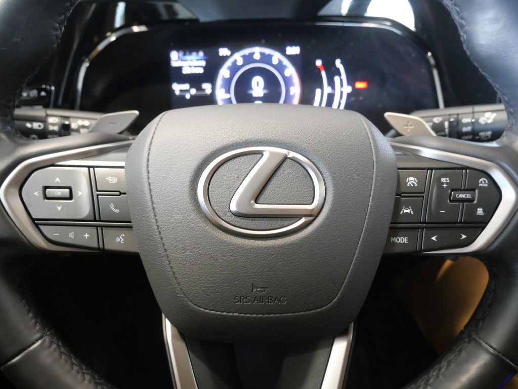 Certified 2025 Lexus NX 350 AWD w/ Accessory Package (2T) image 19
