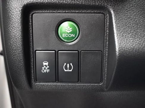 Used 2021 Honda HR-V LX image 22
