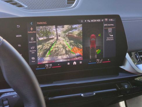 New 2025 BMW X2 xDrive28i w/ Convenience Package image 31