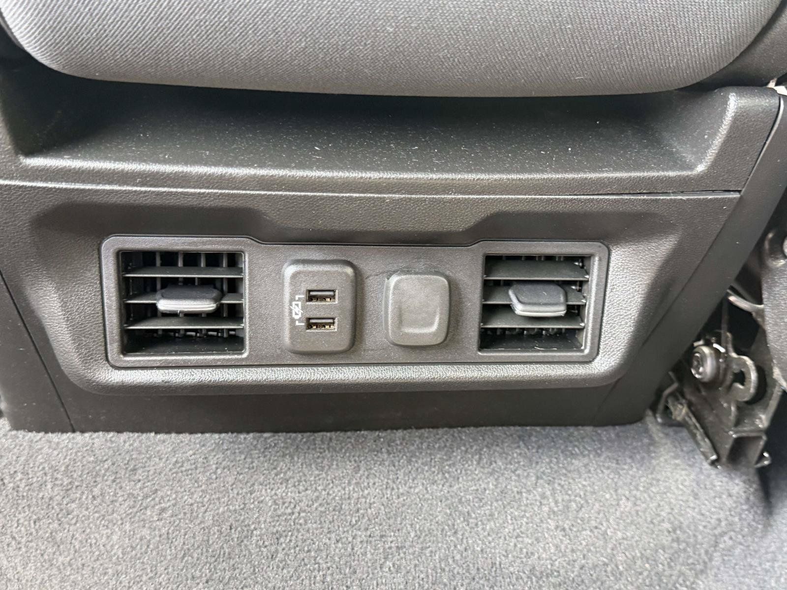 Used 2021 Chevrolet Silverado 1500 LT w/ Bed Protection Package AWD/4WD image 14