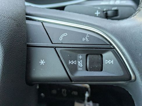 Used 2022 Audi Q3 2.0T Premium image 14