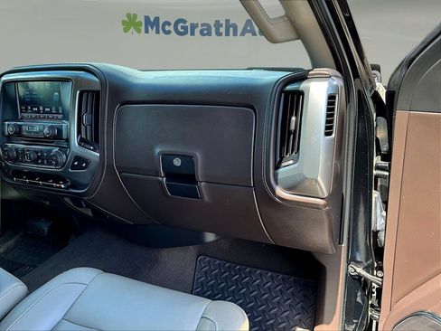 Used 2018 Chevrolet Silverado 1500 LTZ w/ LTZ Plus Package AWD/4WD image 29